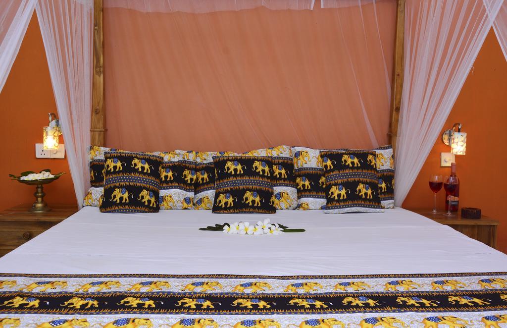 Golden Lodge Tangalle Exterior foto